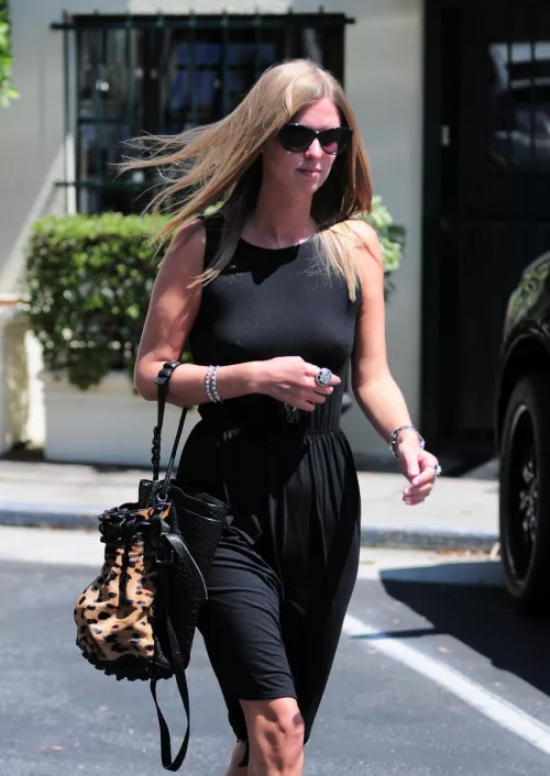 Nicky Hilton