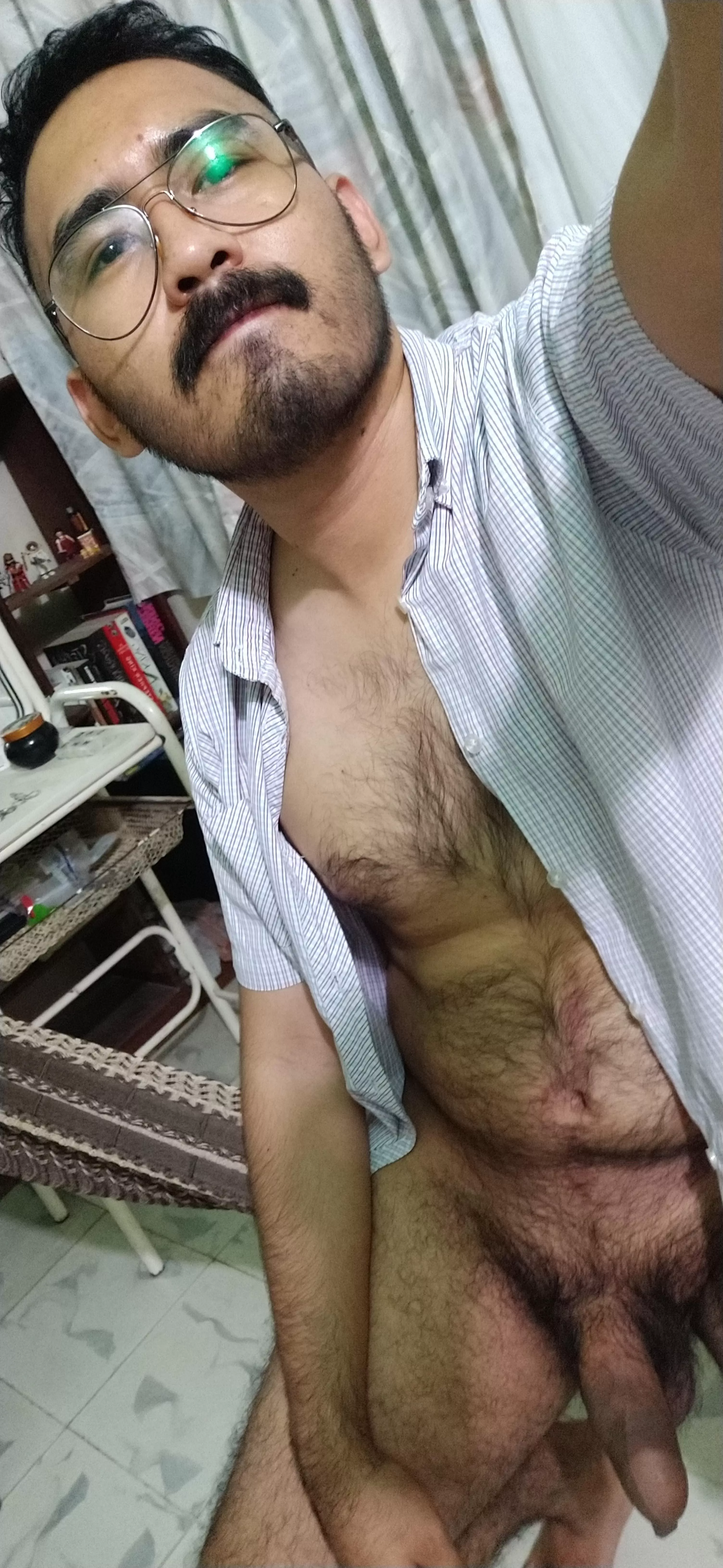 Not so photogenic but I'm trying my best. Hope you like it. Always open to chat 😁