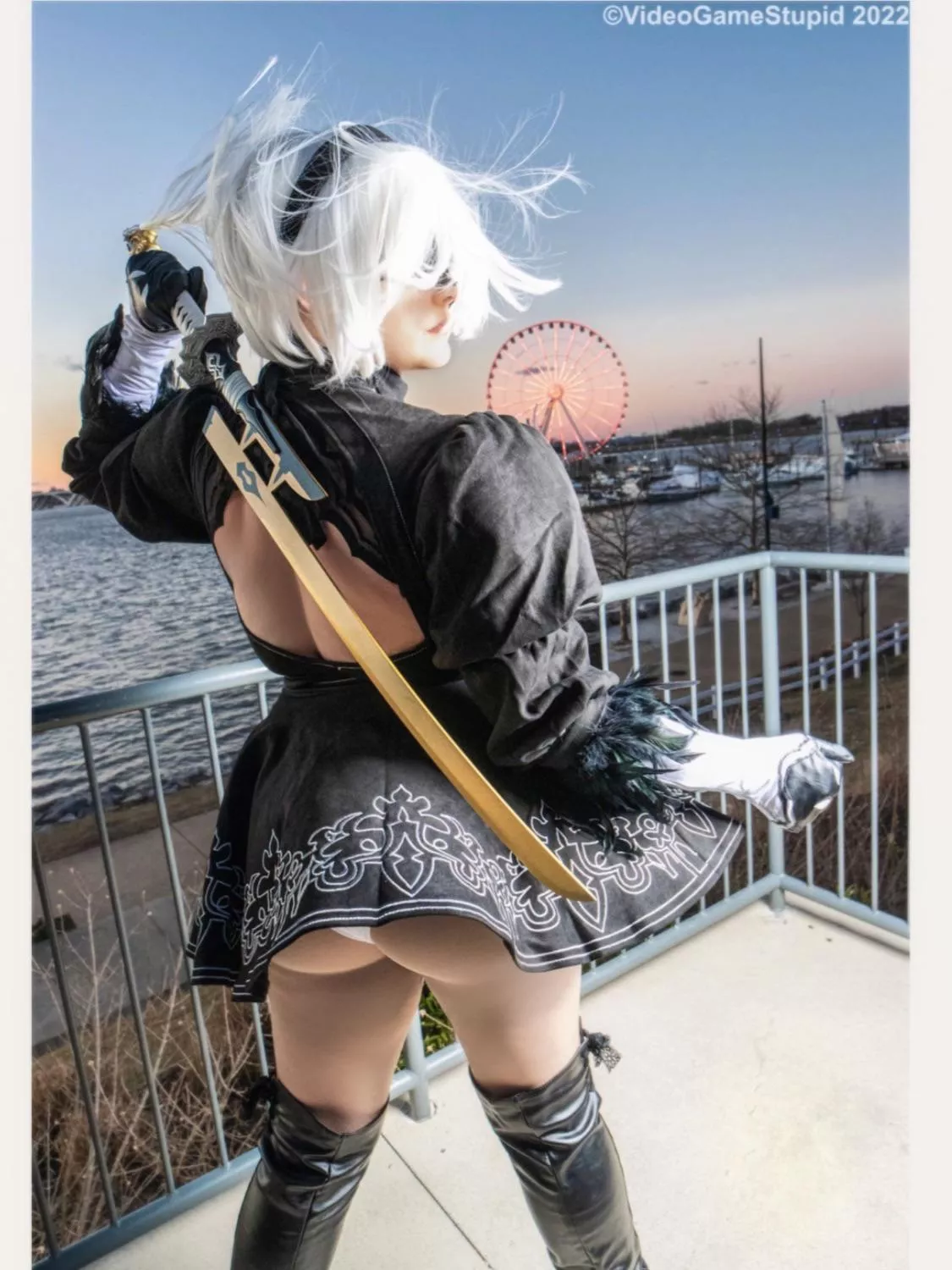 Not the best 2b, but the location and the sword are two things I got right in this pic Not the best 2b, but the location and the sword are two things I got right in this pic