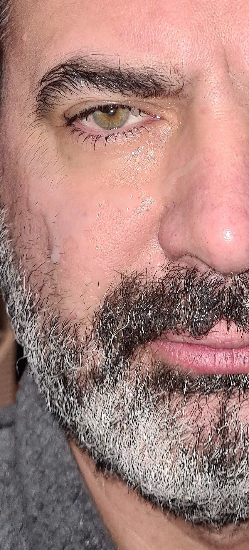 Nothing beats a hot suck and facial load in the morning 😋