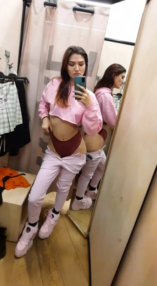 Now I have a pink outfit🌸💗