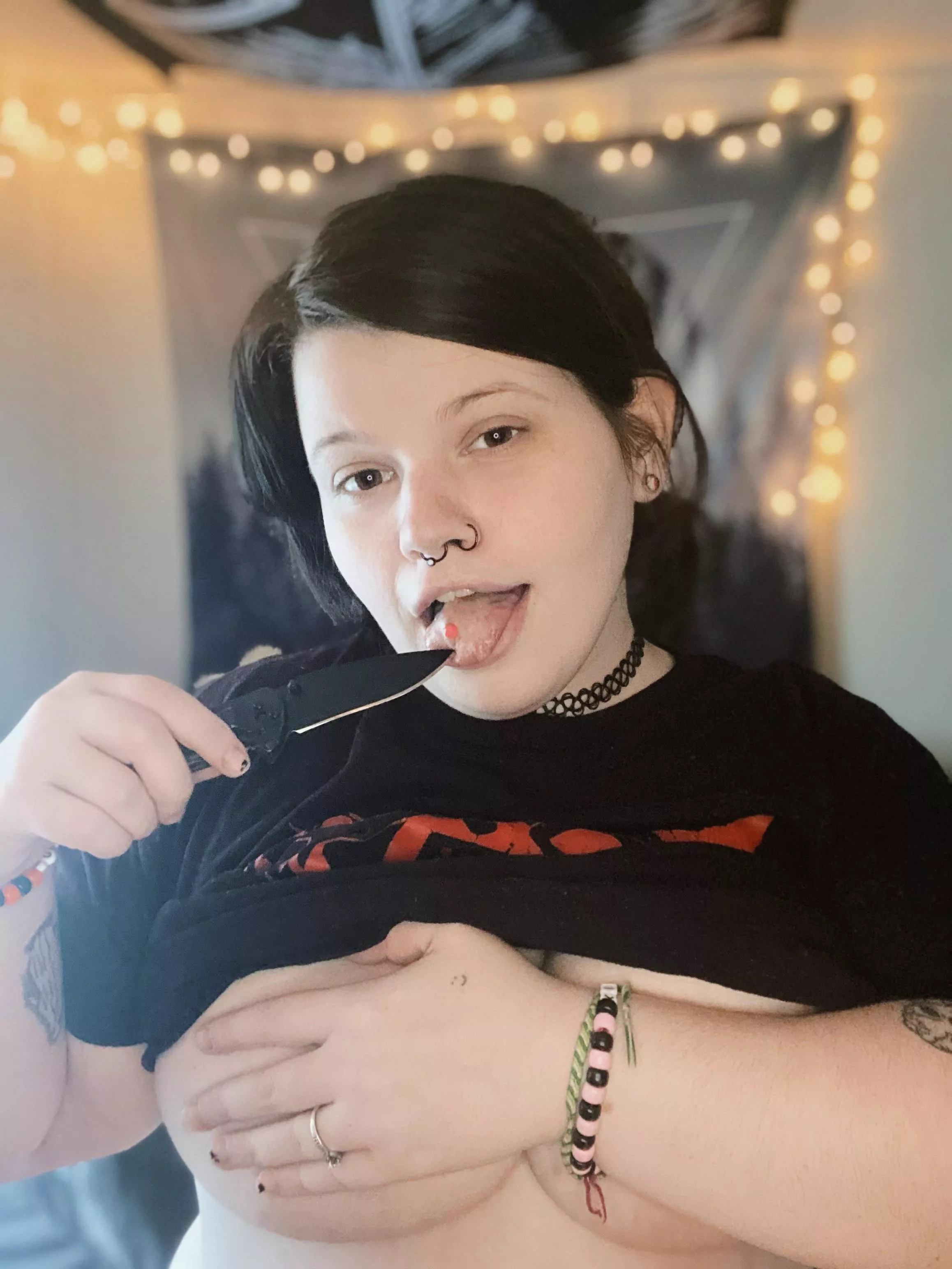 [OC] I may look innocent but I will take your soul ❤️