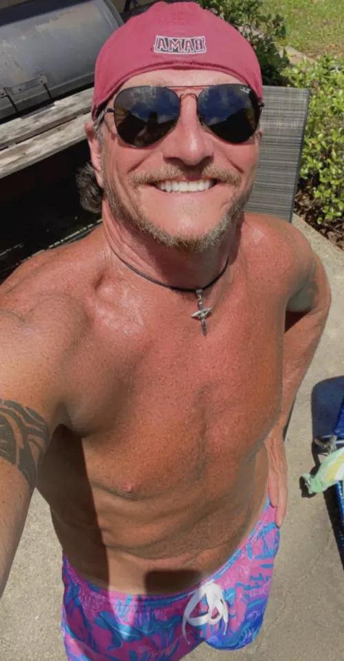 Oh, hell yeah, I’m stoned. But I haven’t stripped….yet. Roll Tide!!!