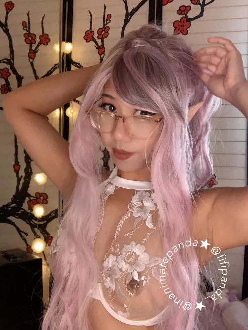 Oh… it’s a bit see-through isn’t it? I hope you don’t mind…