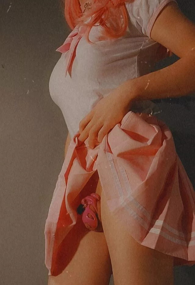 okayyy... maybe i like pink just a little💖🧚‍♀️