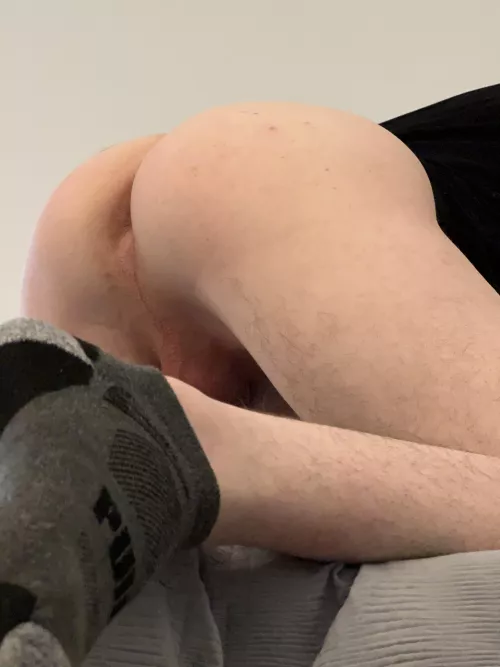 omg i didn’t hear you come in 😅