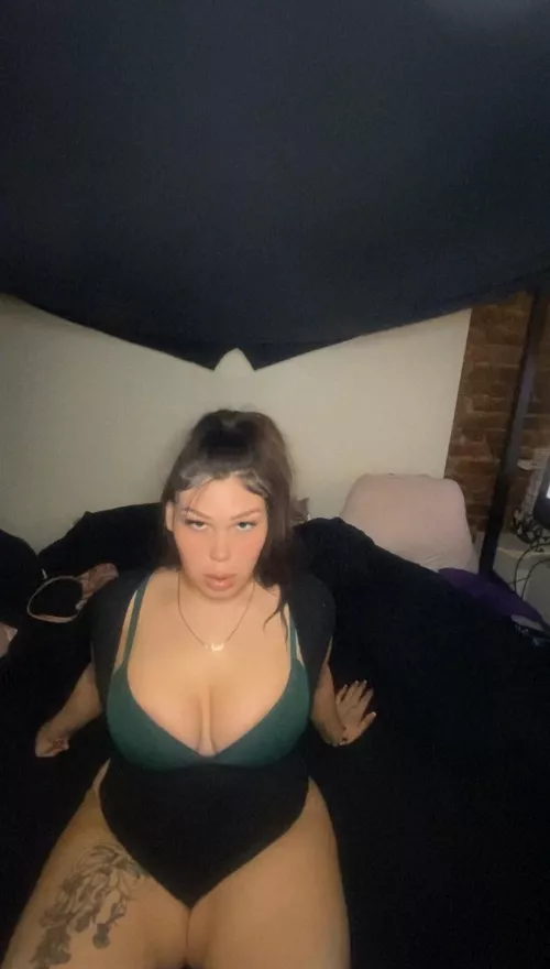 ⬆️ on this post if I can dm you a picture of my girl dick?🥺