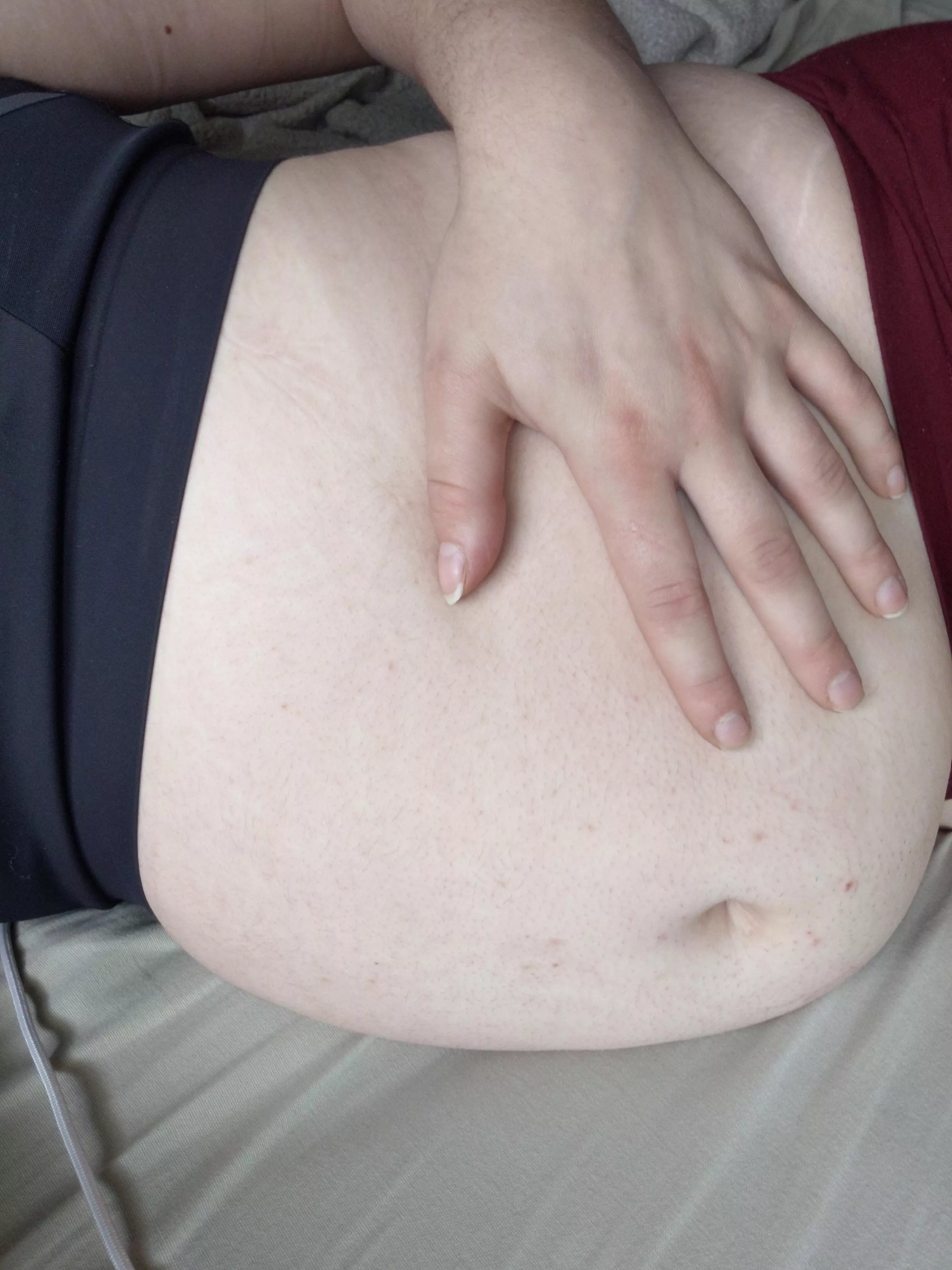 oof 😩 waking up to a bigger belly every day! what's for breakfast?