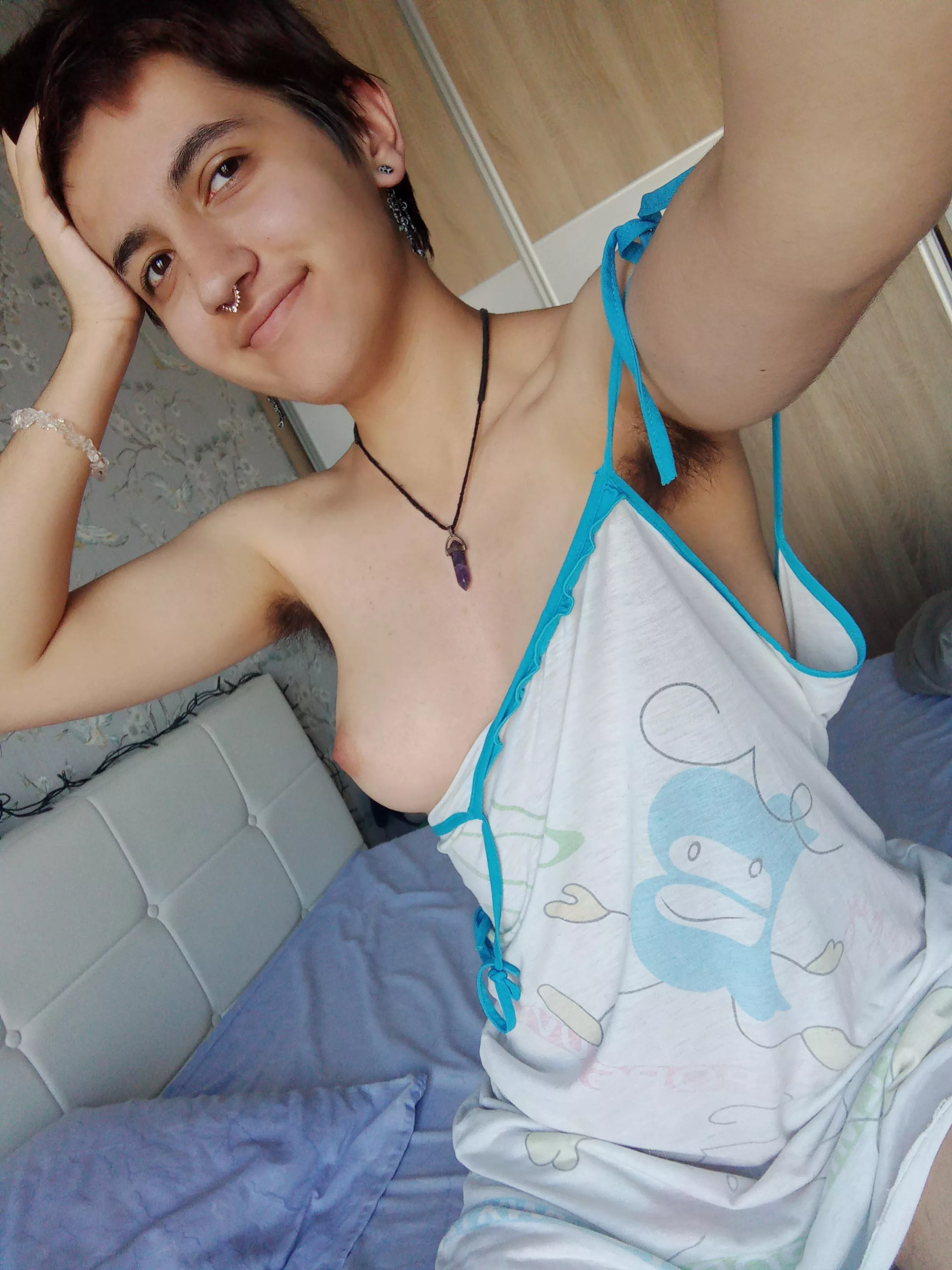 Oops, my titty slipped 🙊