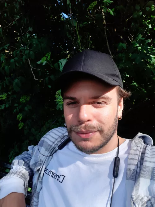 Out in the wild 🍃🌿