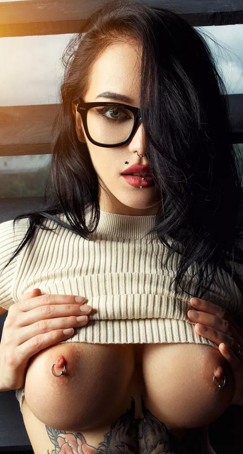 Perfect tits, tats and emo piercings