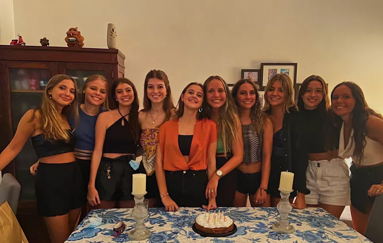 Pick one for a sloppy bj and one to fuck doggy [10] dm