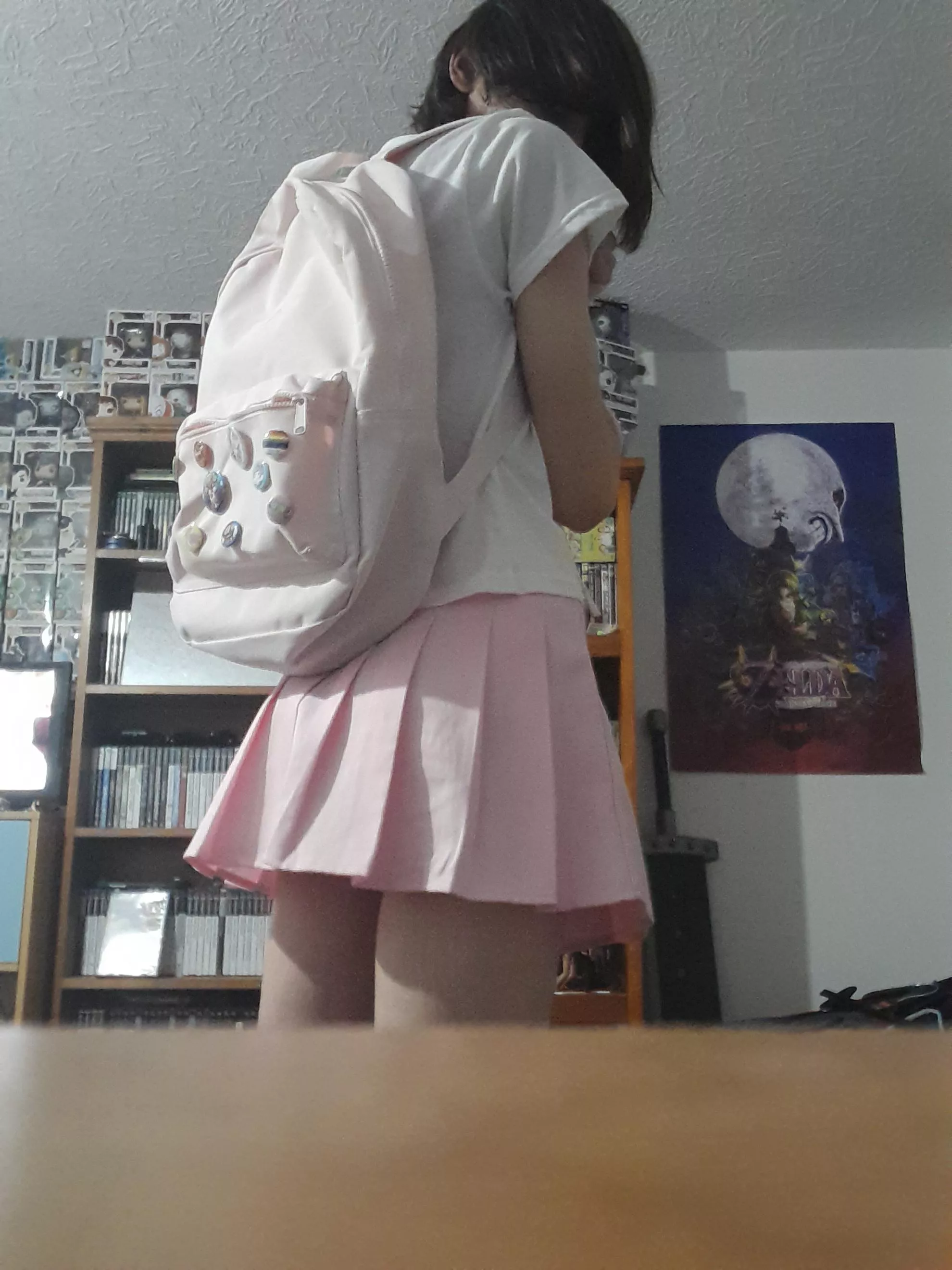 pics from my outfit today which I WALKED IN PUBLIC FOREST IN! felt so brave hehe🥰