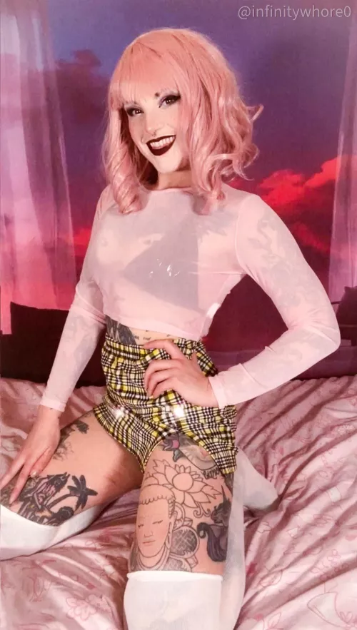 Pink sheer mesh crop too - isn’t it cute!