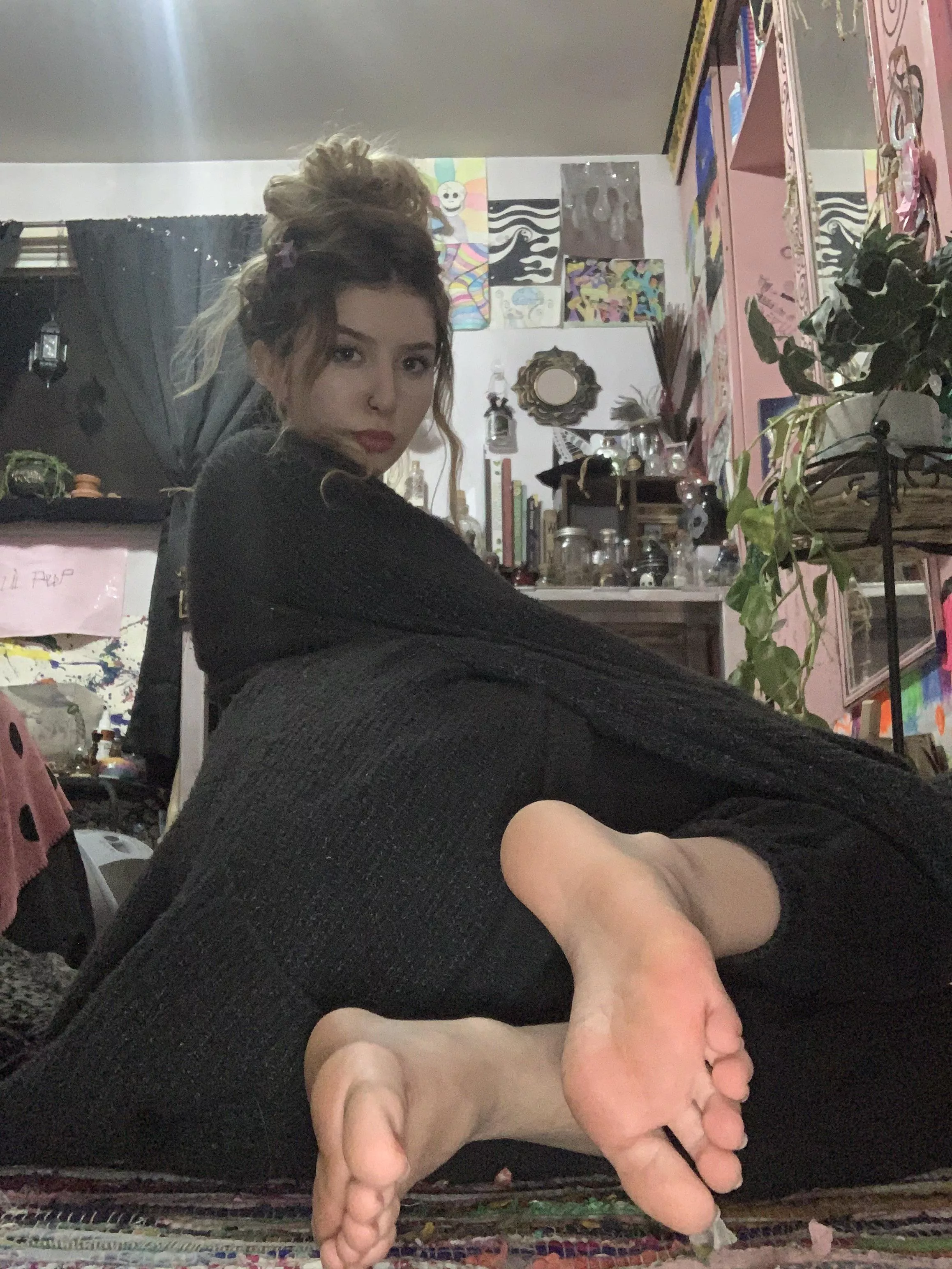 Pink soles to sooth the soul 💛✨