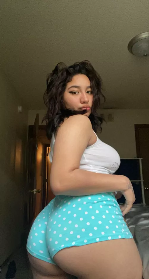 Pjs and bed head😇