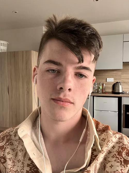 Please ignore the accumulating plastic bottles in the background 😬