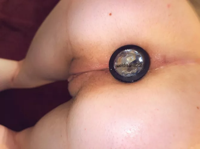 Plugged my HungryButt 🔌🤭