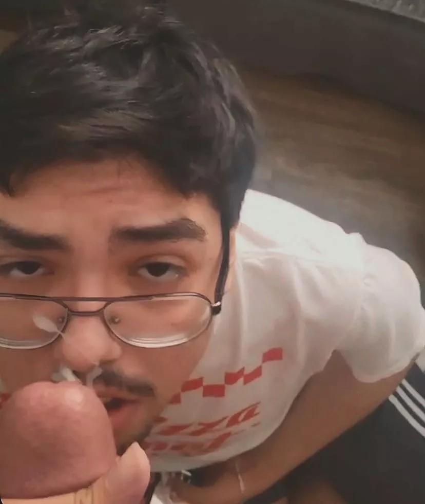 Pm me to play league on NA i main support 🤤