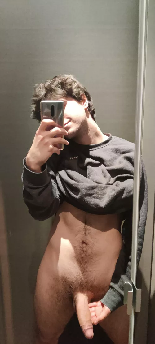 Pm me to see It hard then😏