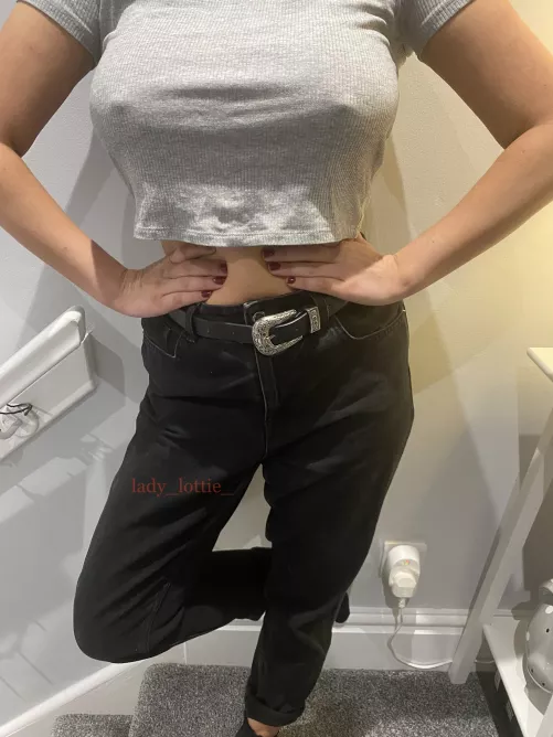 Pokies look great in grey!