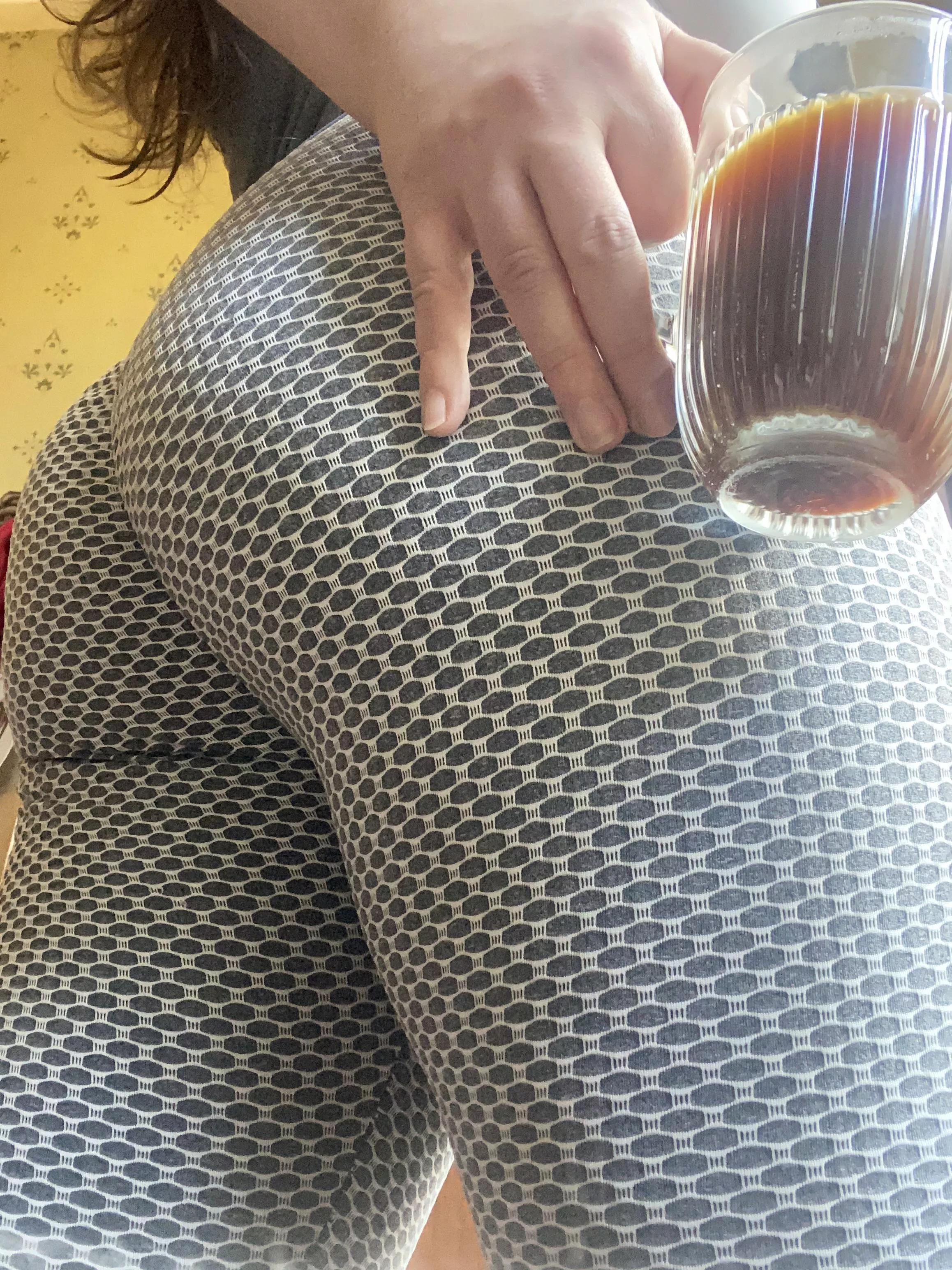 Post yoga view, right before I smother my partners face while drinking my coffee. 🥰 Happy Friday, y’all! xx