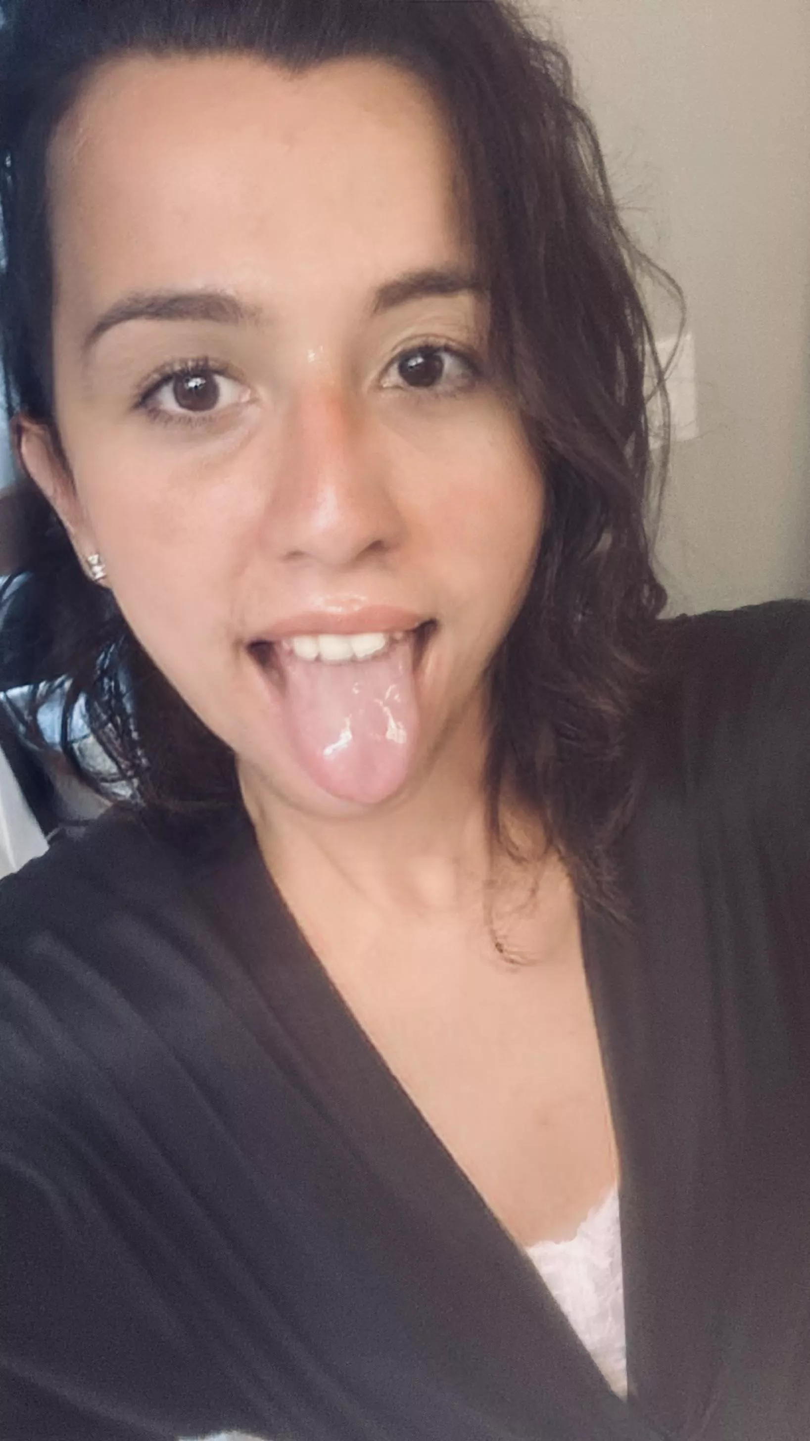 Pre-shower facial, tell me why it never seems to be enough? 🧐👅👅