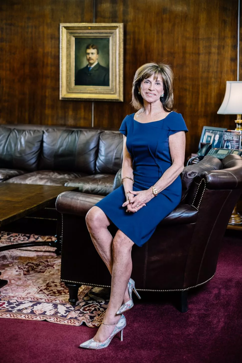 Professional gilf office portrait Professional gilf office portrait