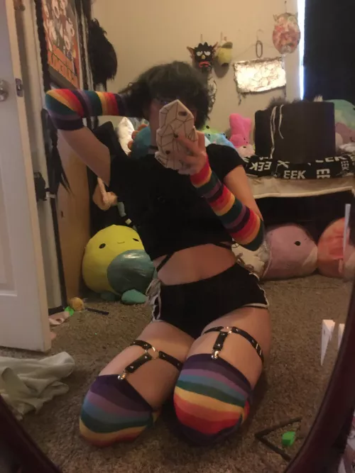 Promise this is the last post here today but I realized you can’t see the harness or garter belts very well in the last one.