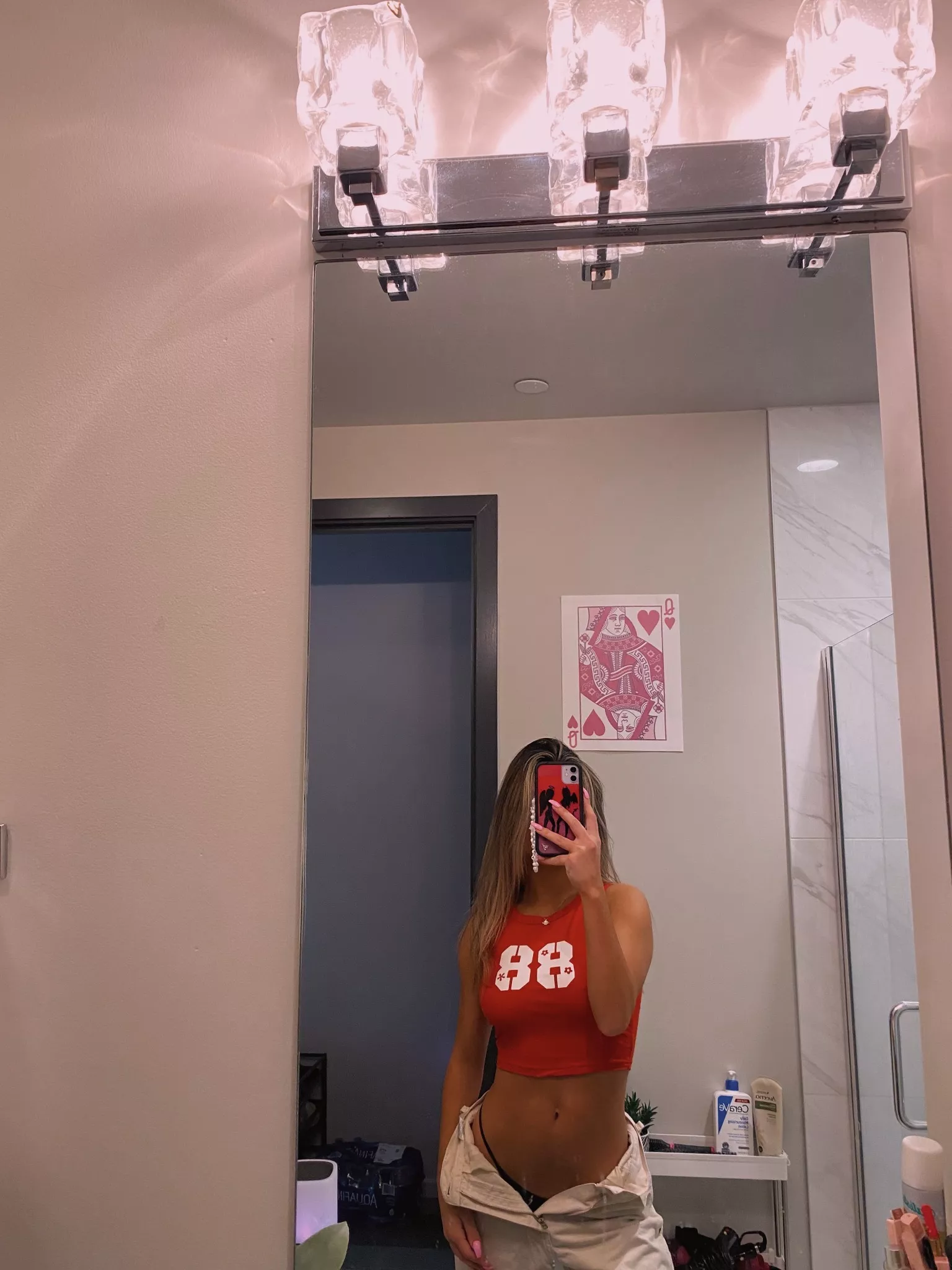 Queen of hearts (AIC)