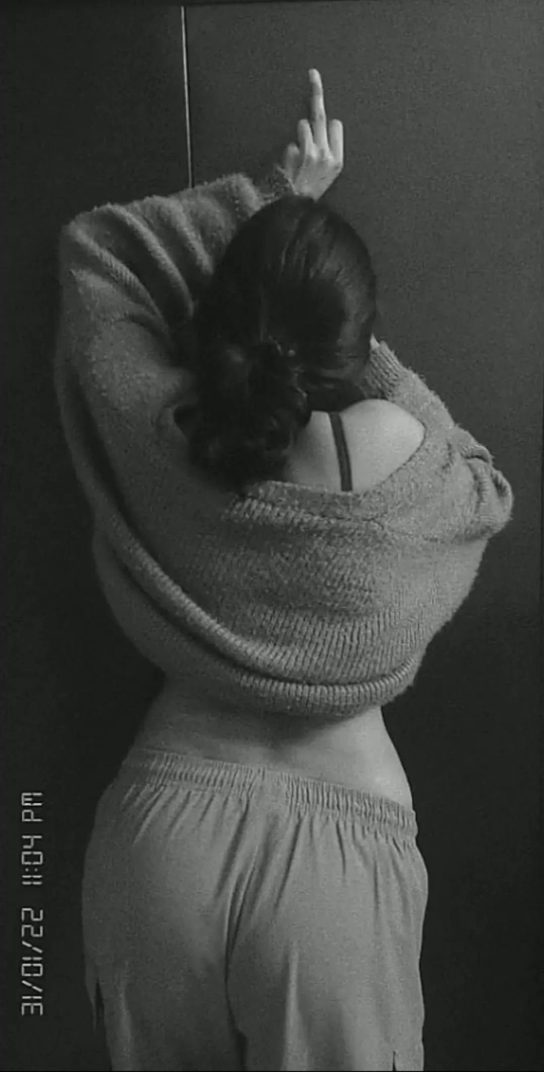 Rate my body! And tell me how do you wanna use it. My Dm is open and everybody is getting a reply.