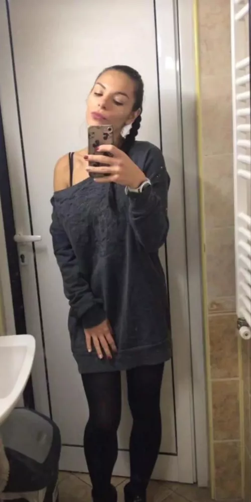 Ready for cock hunting, my BF will be my driver 💋