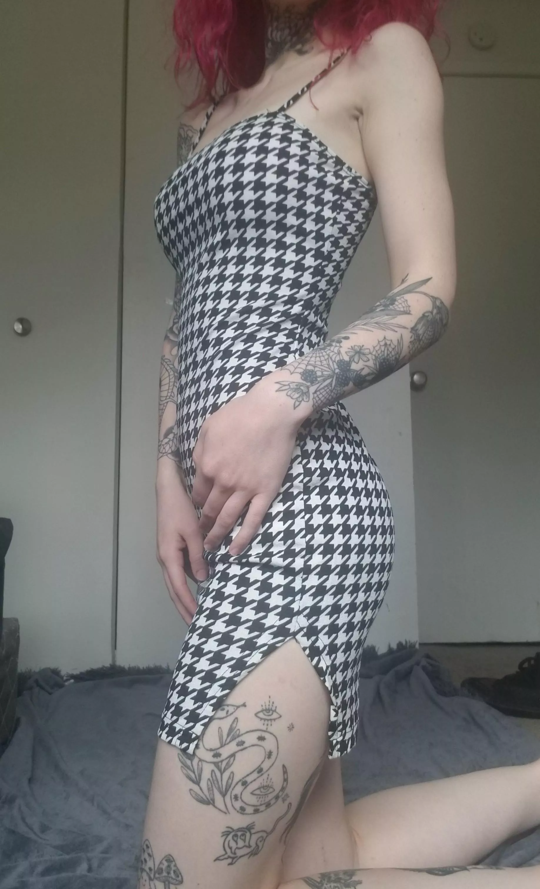 Ready to hiek up my dress and push me over the bed?