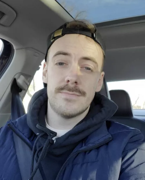 Really wish today I had the day off 😅 what are your plans today ?