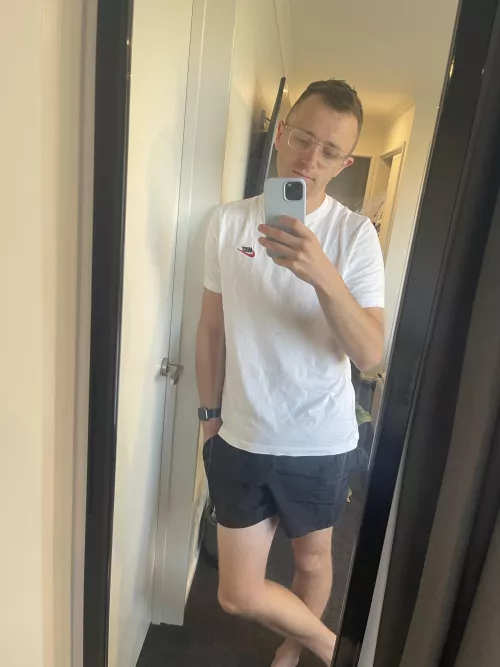 Recently single π
 need a pick me up