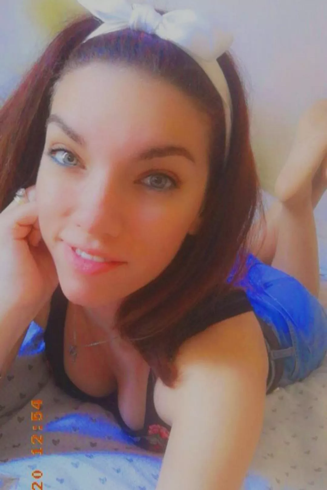 [Reddit/D15c0rd] I'm Curious About The Way You Turn My Beautiful And Innocent Girlfriend Into A Slut: Send Me Horny Captions Or Cum-Edits About Her And I'll Send You More Pictures...