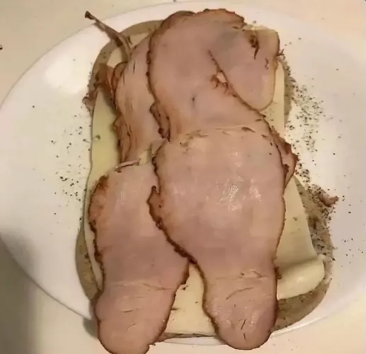 relax bois, just a regular turkey sandwich