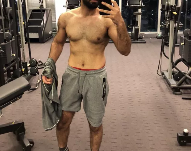 Respectful bull here ready to make a cuck couple’s fantasy come true!