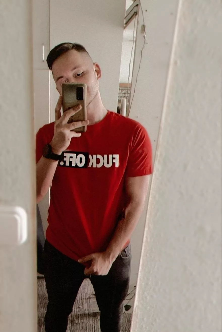 Saturday mood 🥸 Raining af 🤦🏾‍♂️