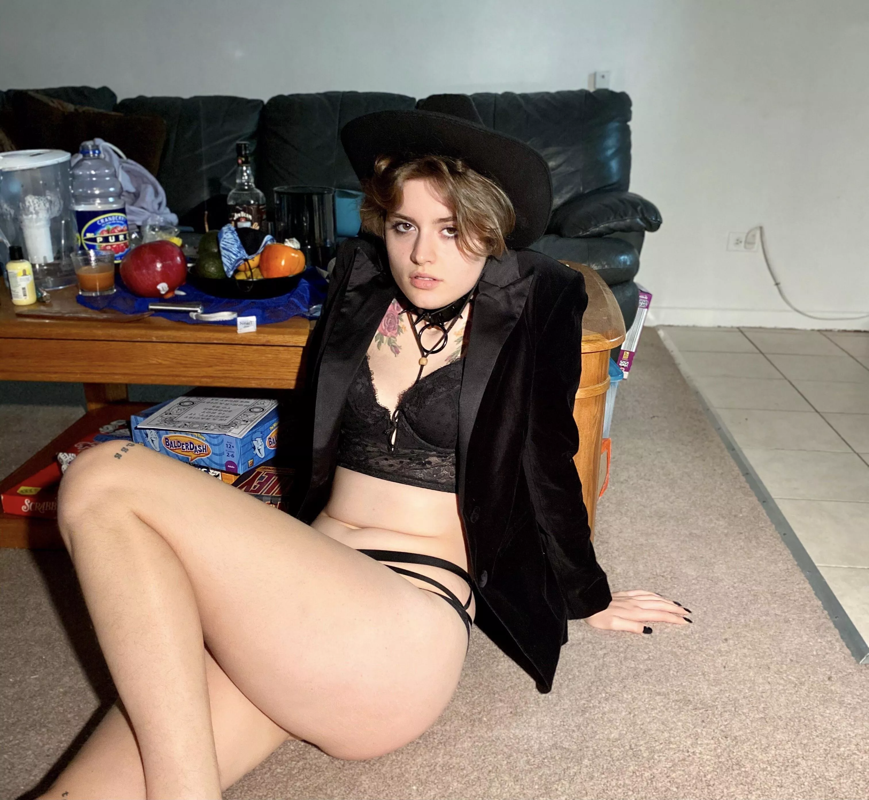 Save a horse, ride a cowboy 🖤