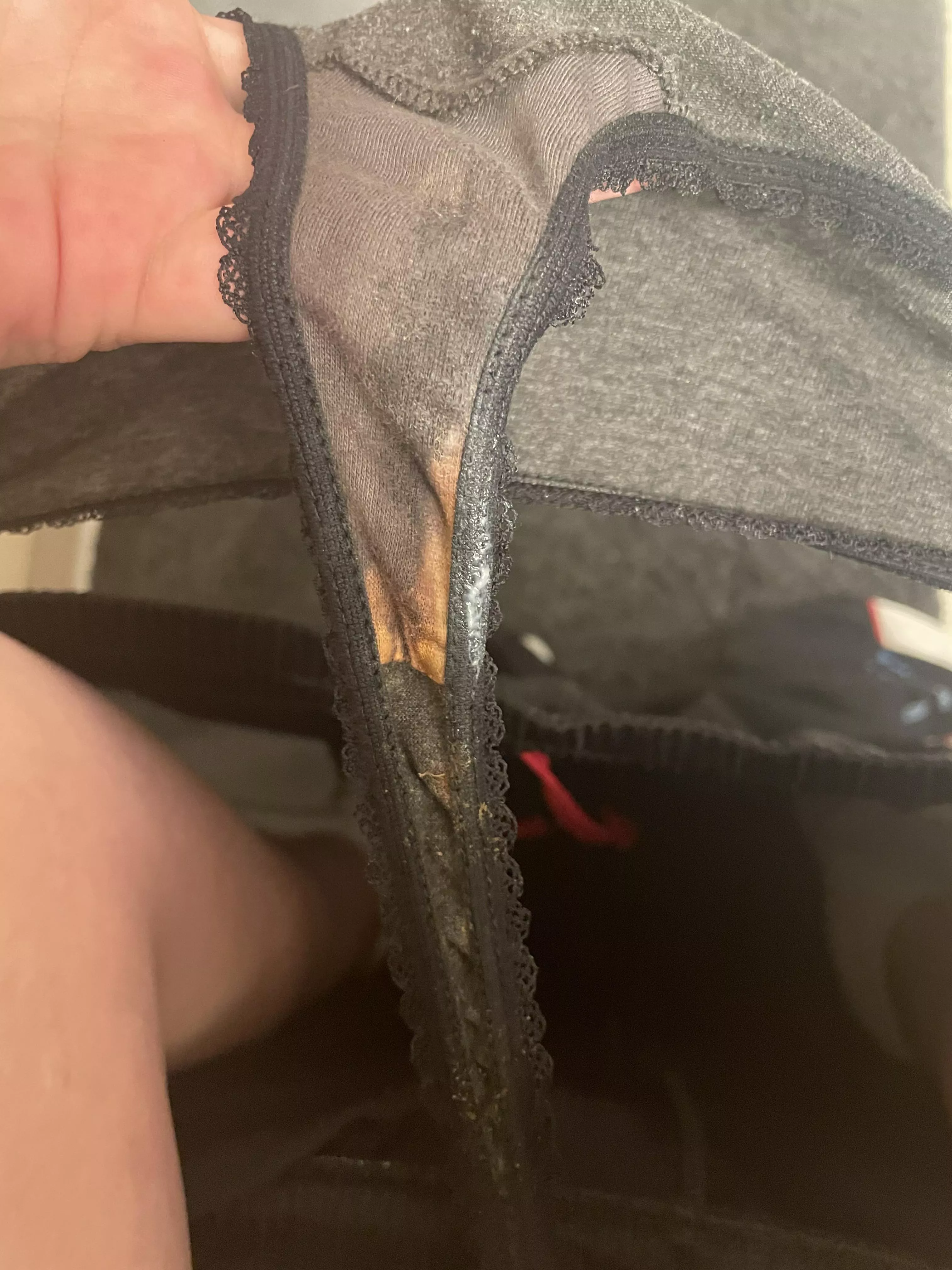 [Selling] 48 hour gusset peek 💩💦 let me get something musky for you 👃