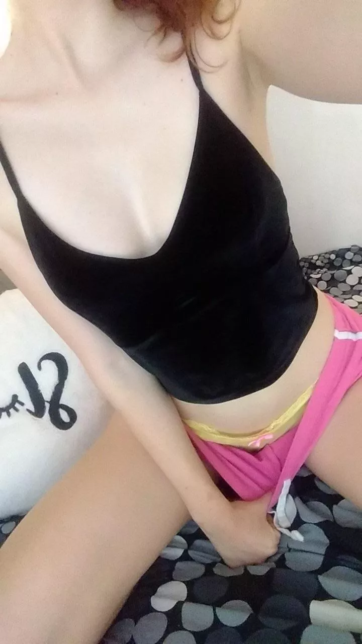 [selling] 🧡 Taking requests for your desired duration for panty wear🧡 Doing upto 5 days!! Hit me up on kik @bexbecki 🧡