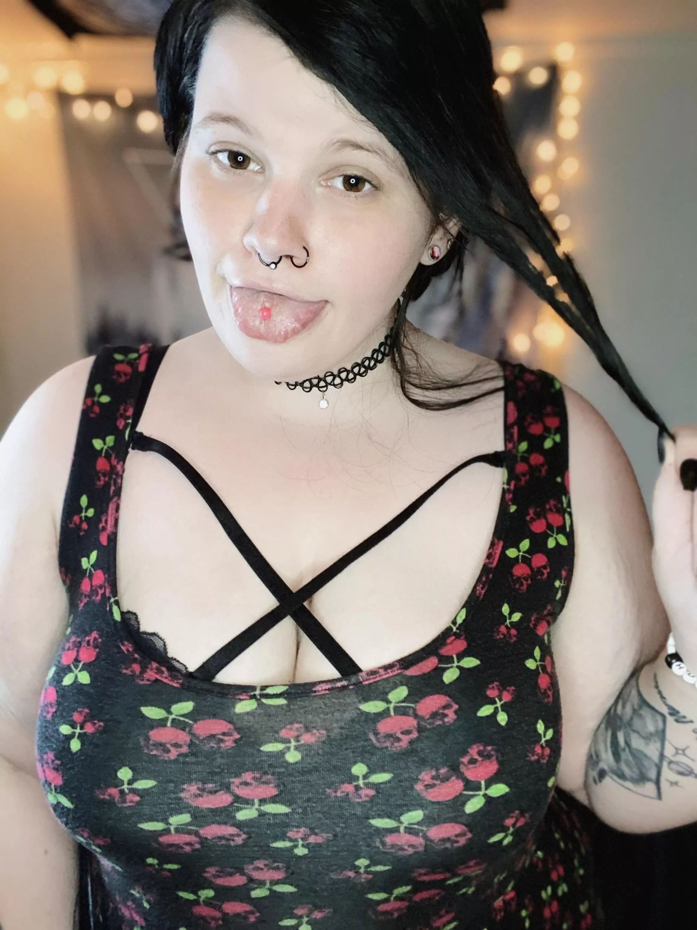 [Selling] Verified 🌸20🌸BBW🌸Customs🌸GFE🌸Sexting🌸Premades🌸Fetish Friendly 🌸Panties and socks 🌸Ask about my menu!❤️(Wire):lilraccoongirl666 or (telegram):lilraccoongirl666