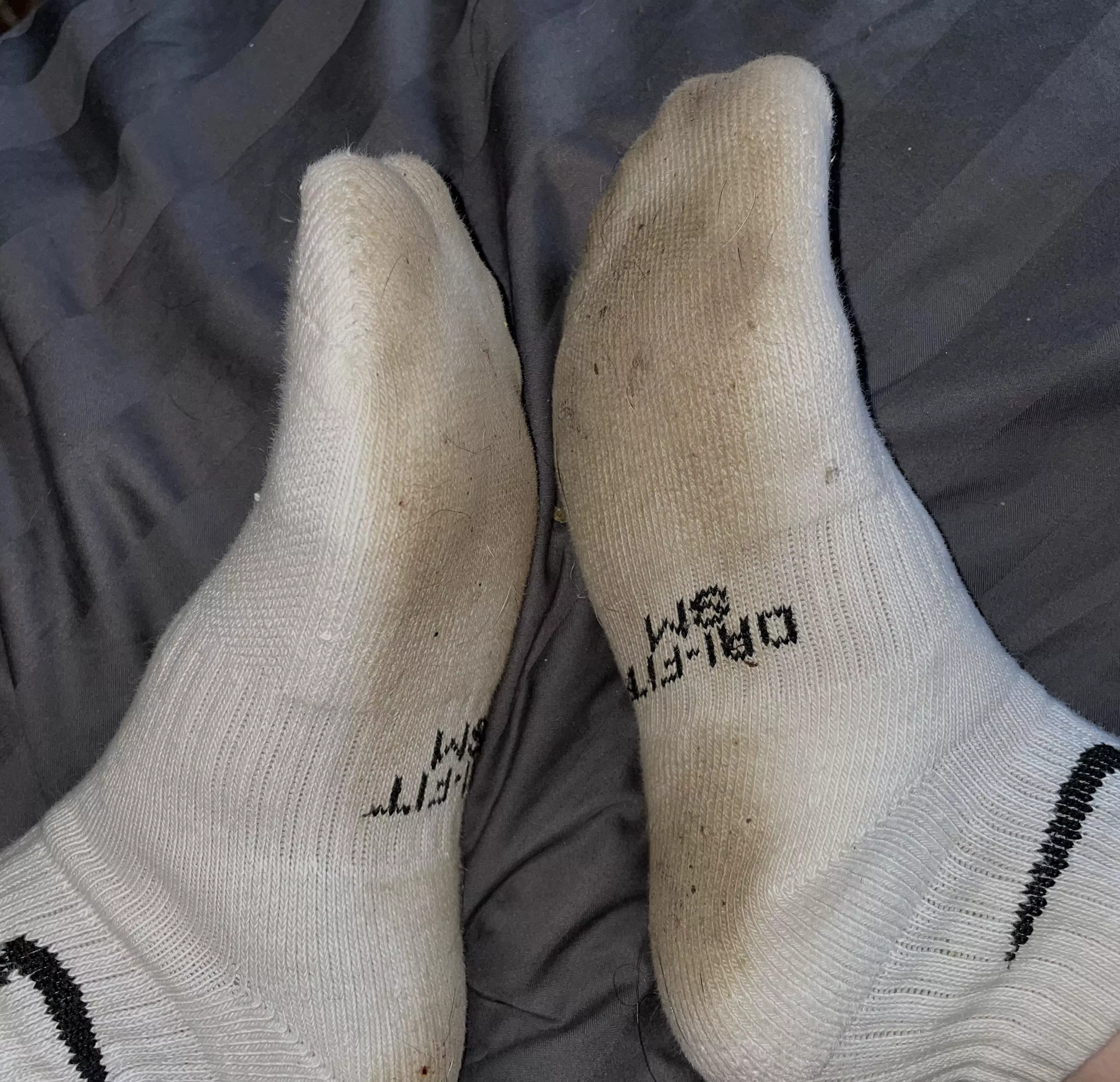 [selling] waiting for you to come take a sniff of my delicious white nikes🧦🤤