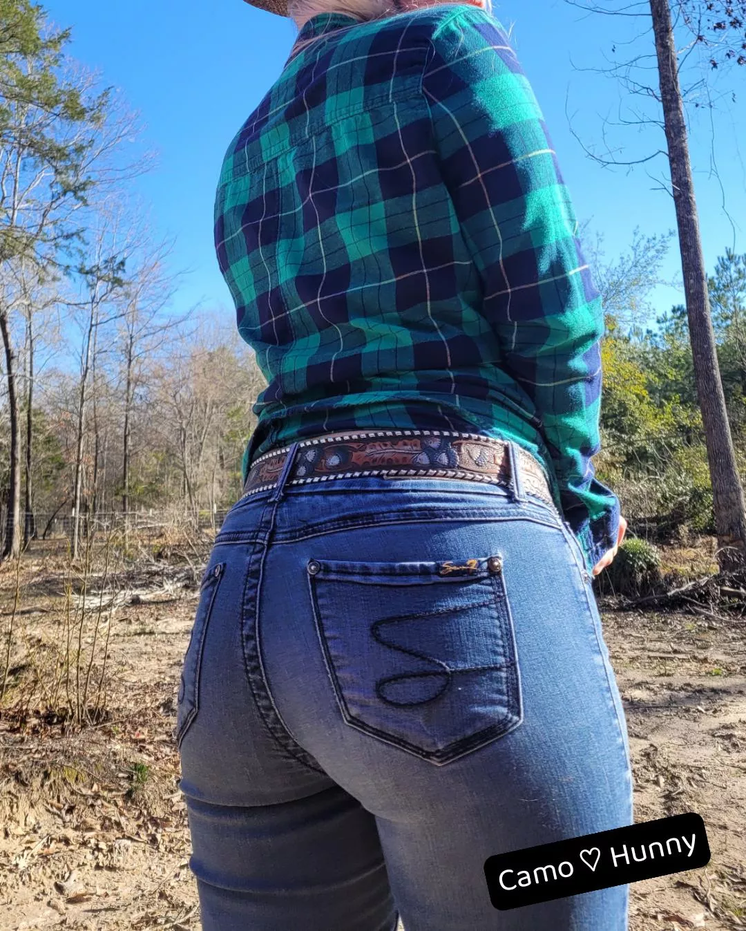 Seven jeans- Good Morning 🍑💋 Breakfast is served 😋