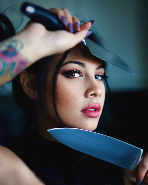 Sharp (@steenromantic)