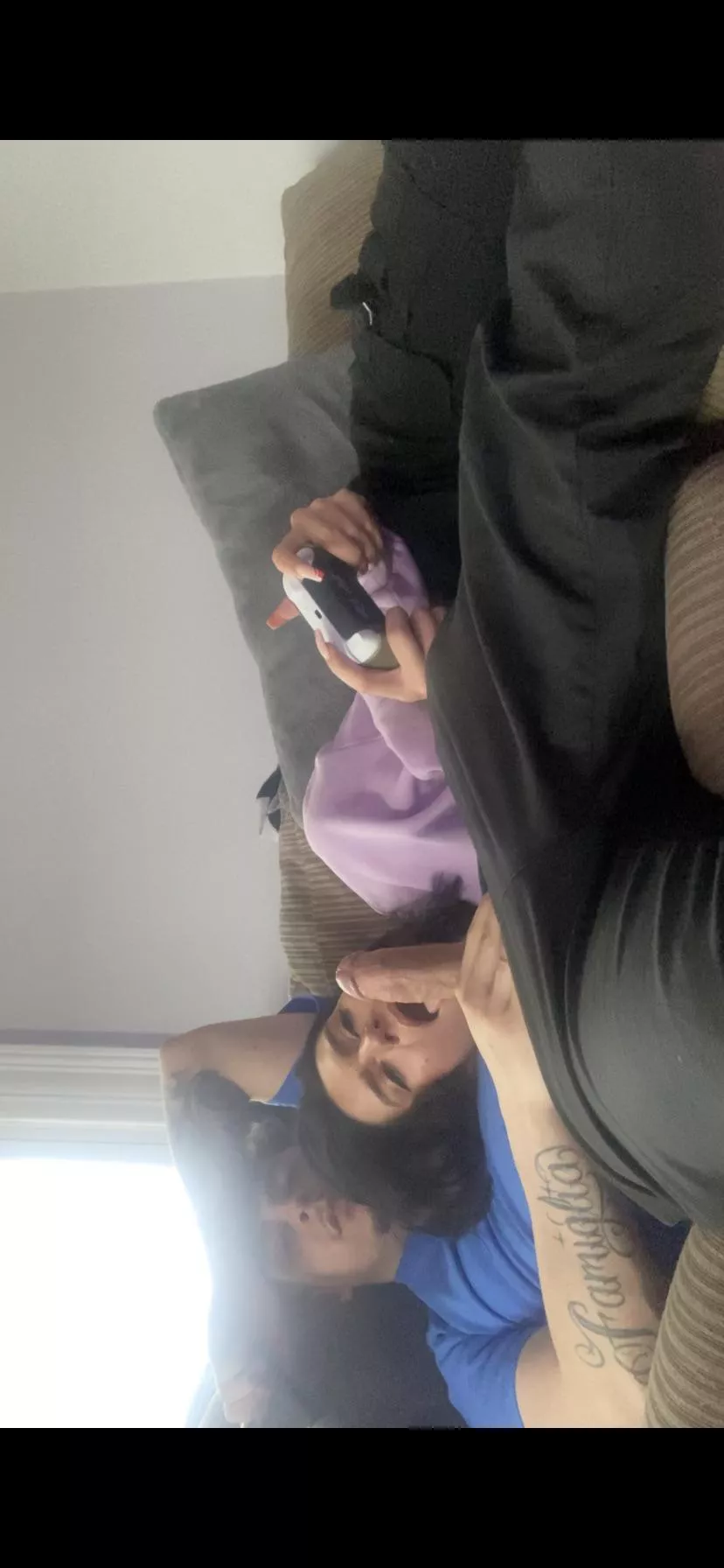 She eats my dick up while we play Xbox π¦π€€π She eats my dick up while we play Xbox π¦π€€π