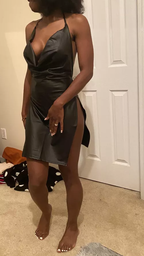 She joked about having two husbands last night 🤤