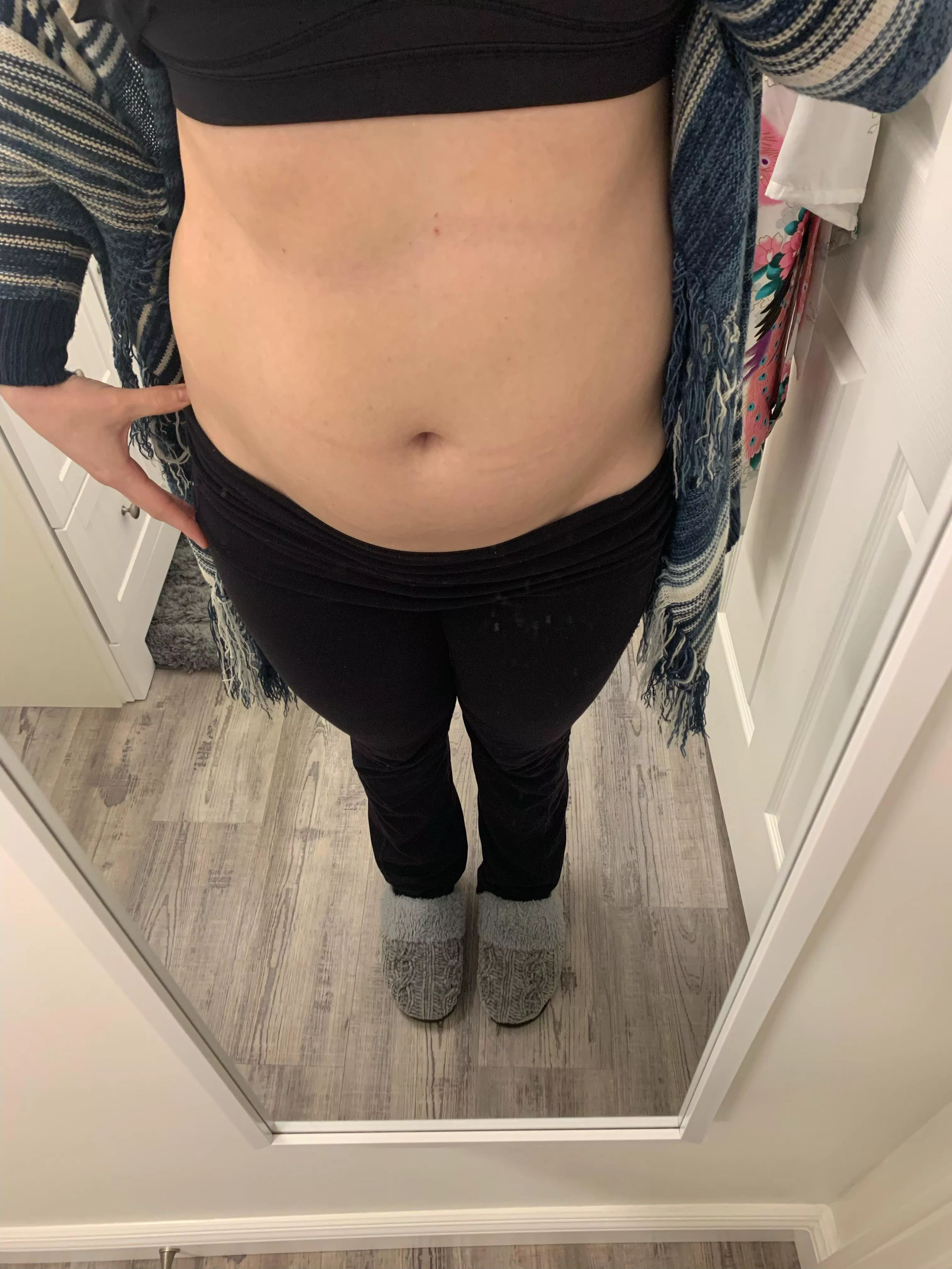 She wants to know what everyone thinks of her outfit today… too much belly? Not enough?