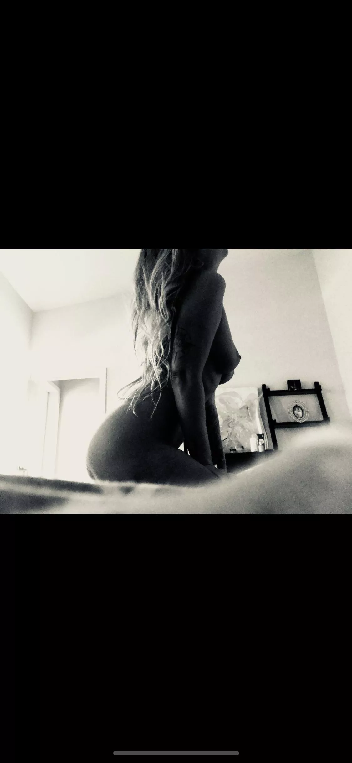 She was an American girl, raised on promises! I am real, personable, and I love to chat and make kinky videos 🙃